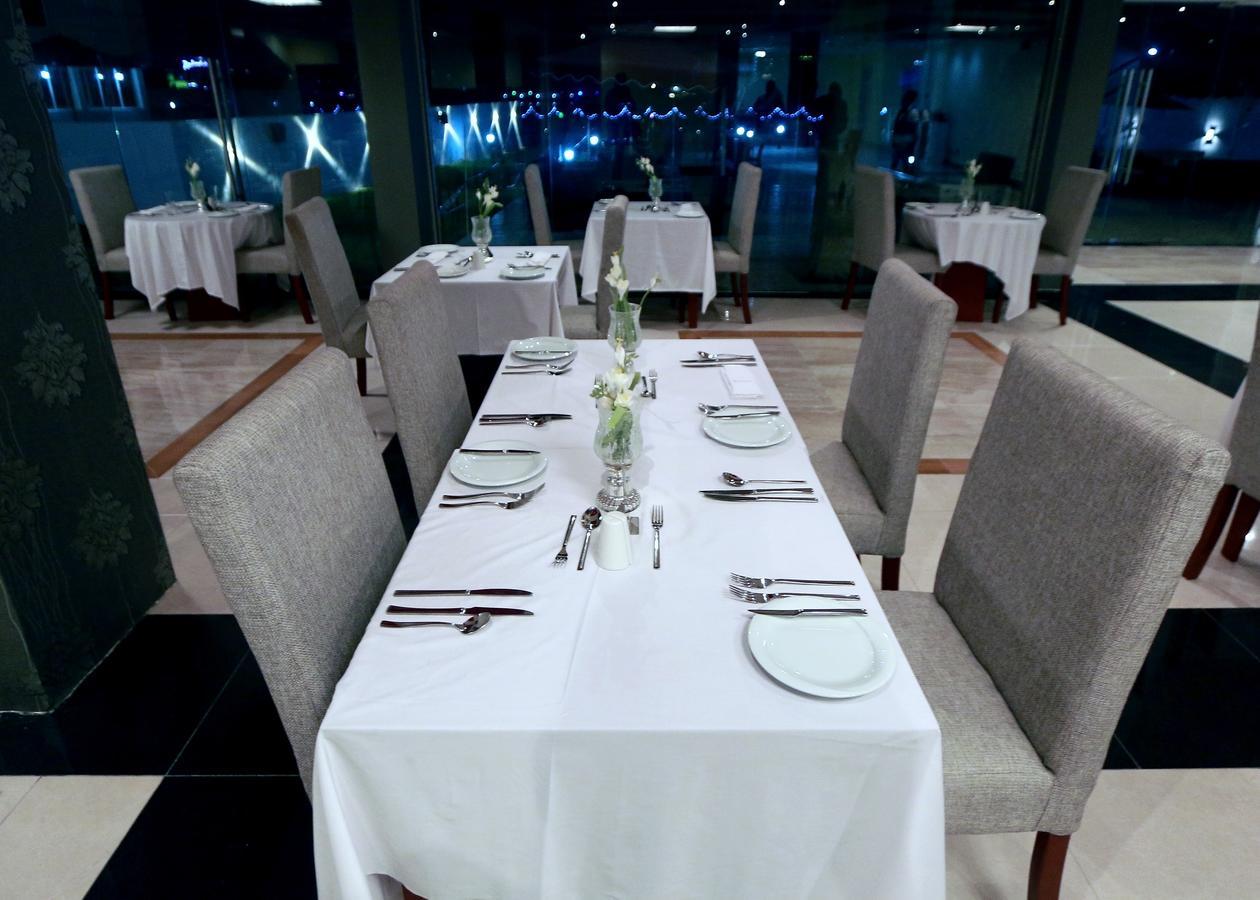 Tivoli Hotel Seafront Ikoyi Aliayabiagba Exteriör bild