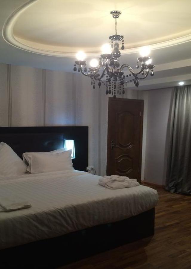 Tivoli Hotel Seafront Ikoyi Aliayabiagba Exteriör bild