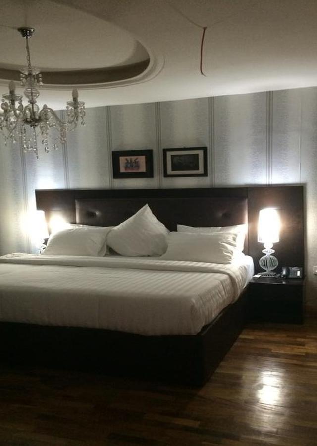 Tivoli Hotel Seafront Ikoyi Aliayabiagba Exteriör bild
