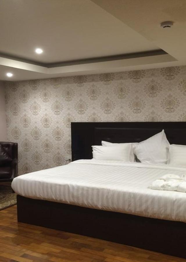 Tivoli Hotel Seafront Ikoyi Aliayabiagba Exteriör bild