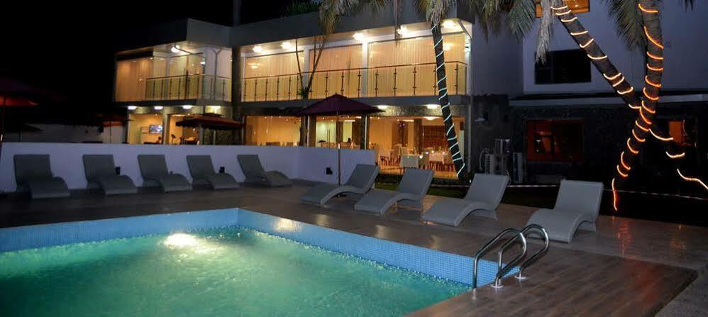Tivoli Hotel Seafront Ikoyi Aliayabiagba Exteriör bild